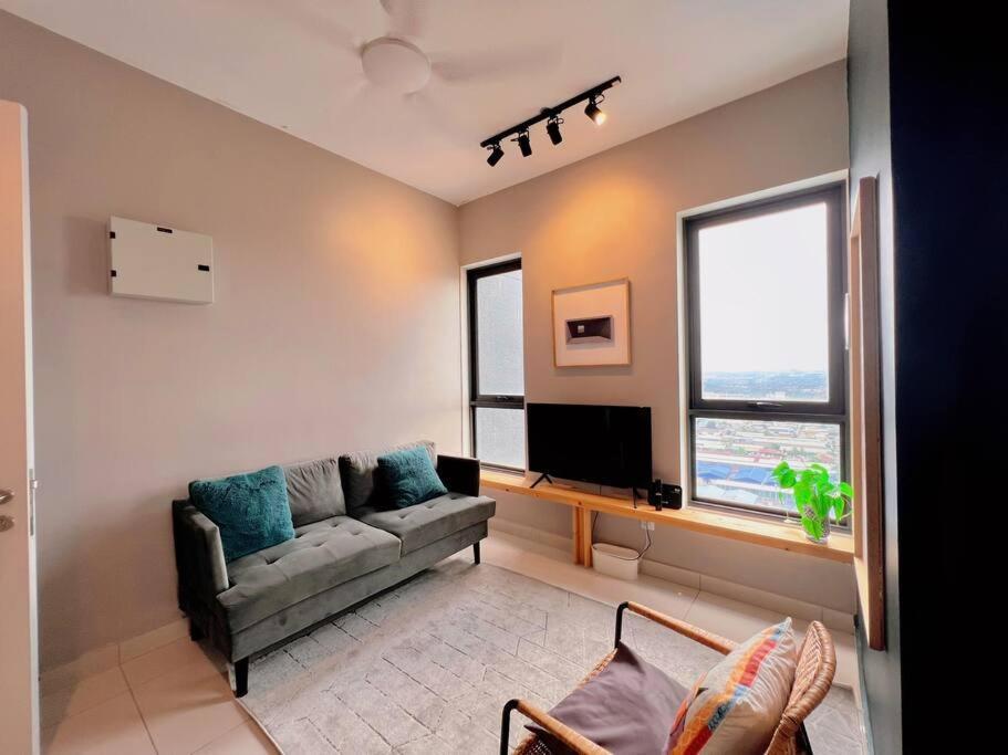 7 Pax Family Connecting Room D'Sara, Direct Link Mrt Kampung Selamat, Near Sungai Buloh & Thomson Hospital 샤알람 외부 사진