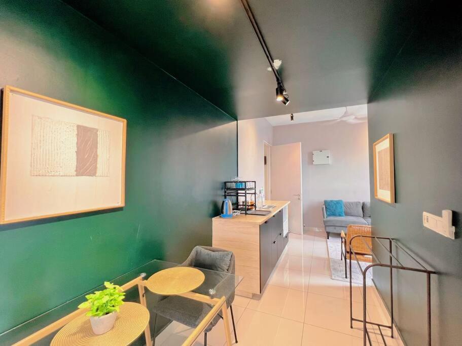 7 Pax Family Connecting Room D'Sara, Direct Link Mrt Kampung Selamat, Near Sungai Buloh & Thomson Hospital 샤알람 외부 사진